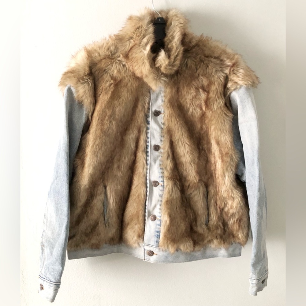 🔥Levi’s Faux Fur Trim Denim Jean Jacket XL Fall Streetwear - Picture 2 of 10